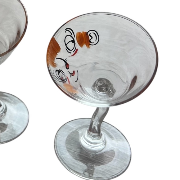 Pair Beau Brummell Gay Fad Vintage Midcentury 50s, Novelty Tipsy Martini Glasses - Picture 6 of 6